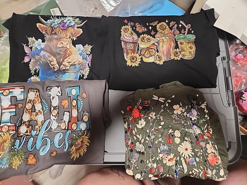 8-Piece Women’s Graphic T-Shirt Lot Size Medium Floral Gnome Butterfly Mixed Tee